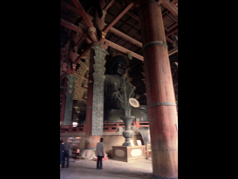 Le mani attuali della statua risalgono al periodo Momoyama (1568-1615)