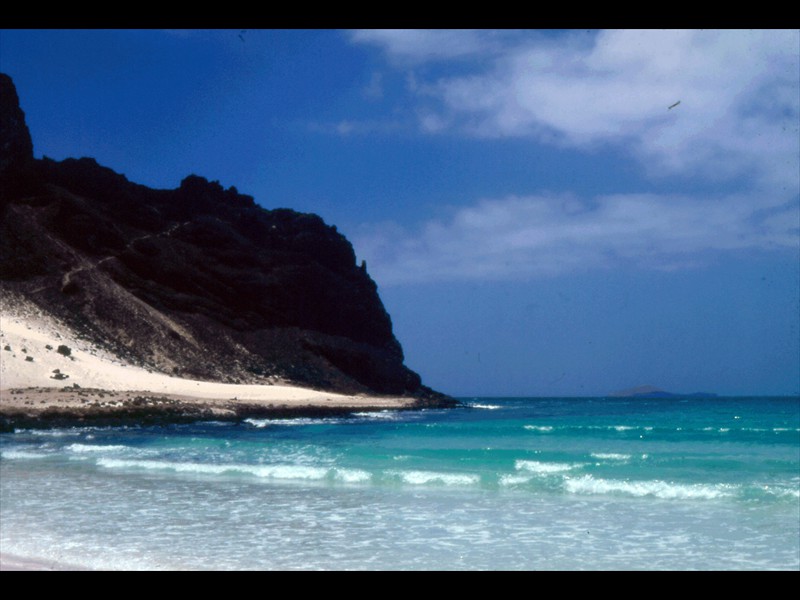 La nera roccia del vulcano